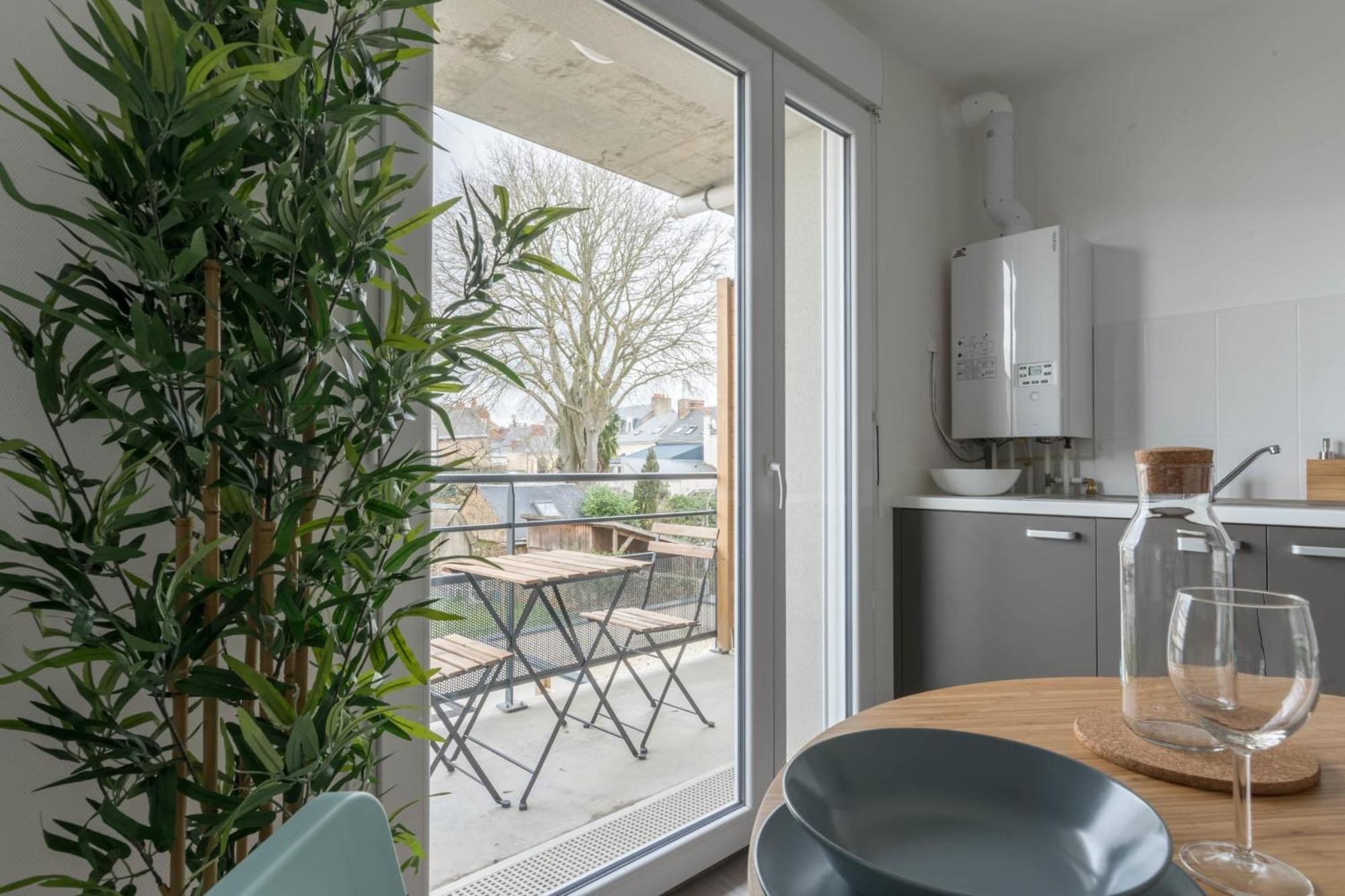 Camille - Studio Wifi Et Gare Le Mans Zewnętrze zdjęcie